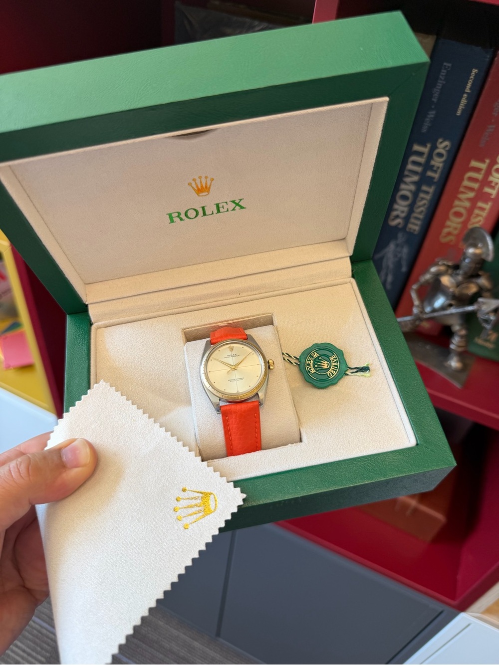 ✅ RARE Rolex with "Zephyr" dial, gold bezel/crown! Classy, Unique, & Elegant!✨👌 - Picture 4 of 11